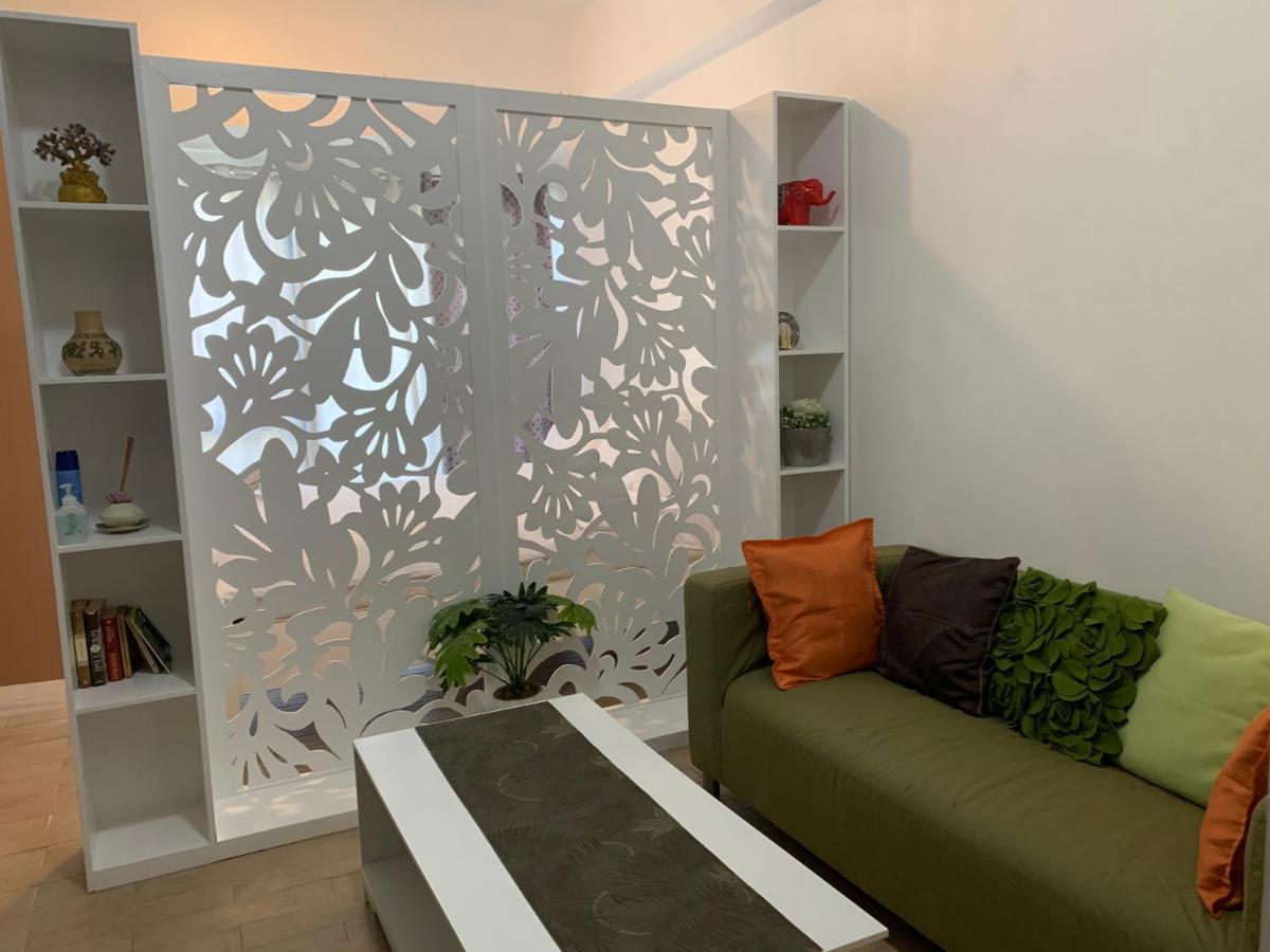 باساي 81 Newport Boulevard Cluster 4 - 8F Across Naia Airport, Terminal 3 المظهر الخارجي الصورة