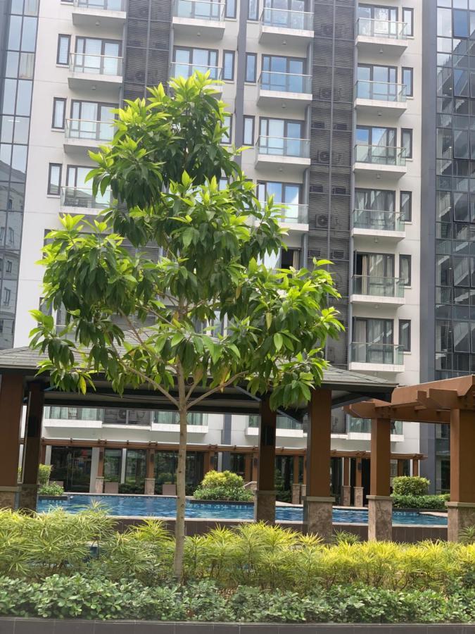 باساي 81 Newport Boulevard Cluster 4 - 8F Across Naia Airport, Terminal 3 المظهر الخارجي الصورة