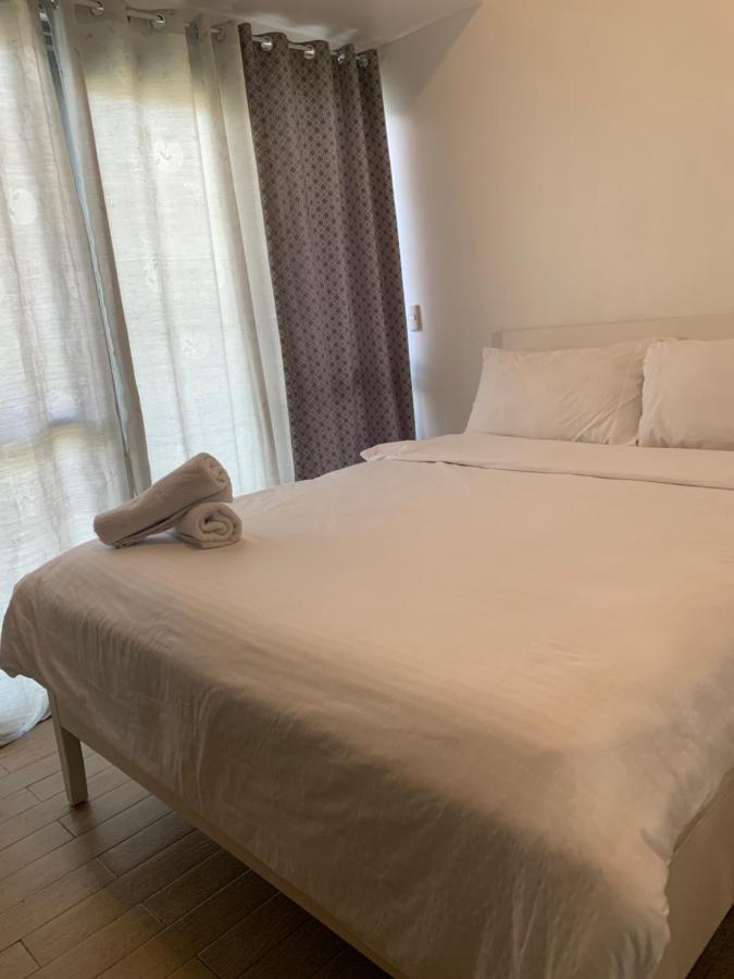 باساي 81 Newport Boulevard Cluster 4 - 8F Across Naia Airport, Terminal 3 المظهر الخارجي الصورة
